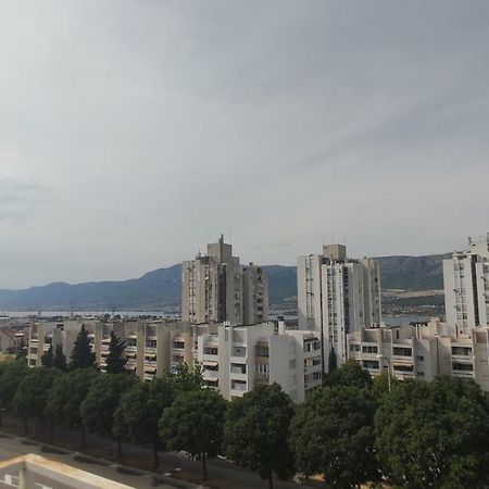 Small Northside Apartment Спліт Екстер'єр фото
